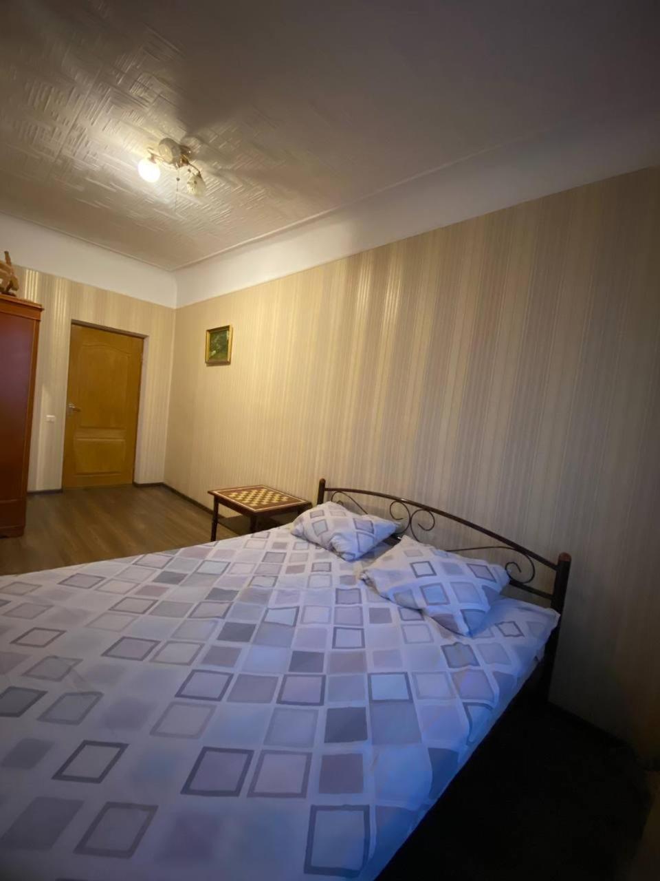 3Х Комнатные Аппартаменты В Центре Жд Вокзал Apartment โปลตาวา ภายนอก รูปภาพ